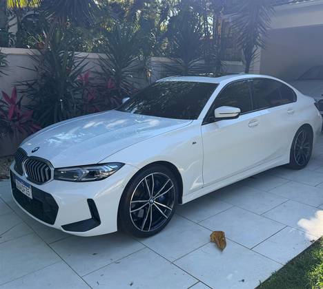 BMW 320i 2.0 16V TURBO FLEX M SPORT AUTOMÁTICO BMW 320i 2.0 16V TURBO FLEX M SPORT AUTOMÁTICO